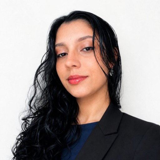 CONSULTORA ANA JULIA